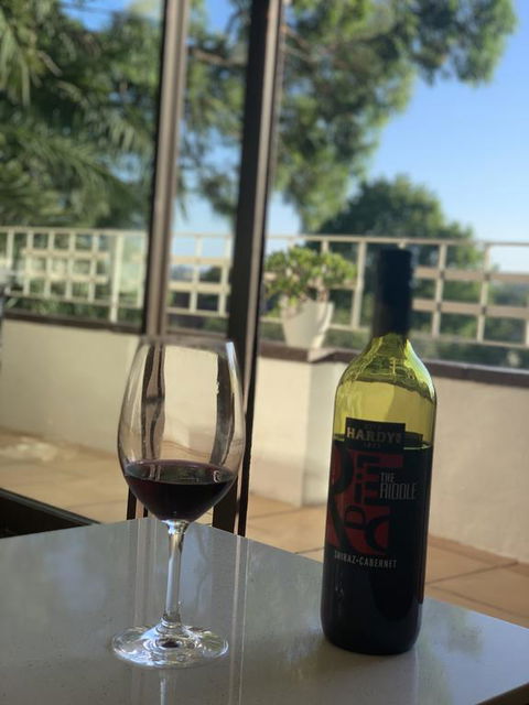 A Jewel Amongst Greenery - Accommodation Redcliffe 3