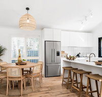 A PERFECT STAY - 3 Salty Sisters - Accommodation Redcliffe