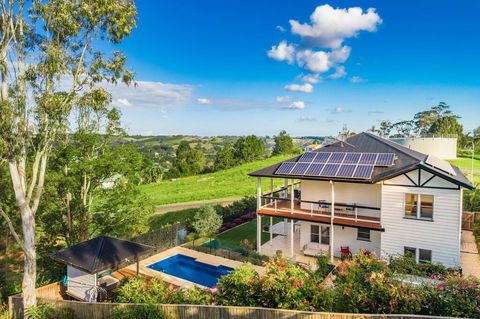 A PERFECT STAY - Serenade - Accommodation Redcliffe 1