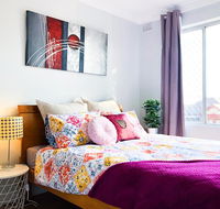 A Stylish Place - Recently Renovated Punbl - Accommodation Redcliffe