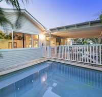 A Summer Cottage - Accommodation Redcliffe