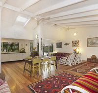 A SWEET ESCAPE - Aluna - Accommodation Redcliffe