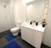 A1 - Private gateway  Chippendale green Free P AirCon - Accommodation Redcliffe