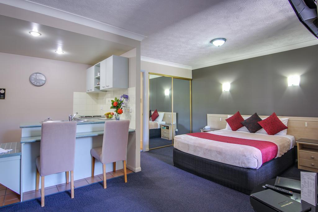 Bellfield QLD Accommodation Redcliffe
