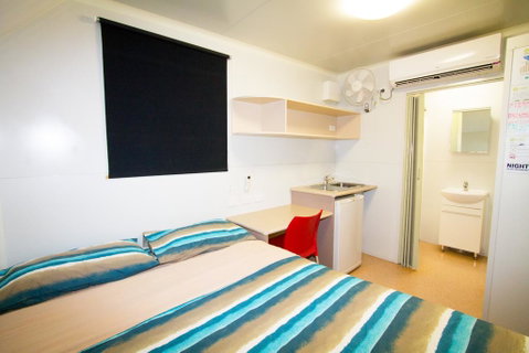 AAOK Jandowae Accommodation Park - Accommodation Redcliffe 1