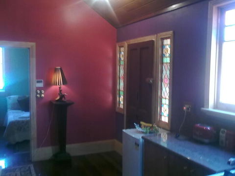 Aarav Cottage - Accommodation Redcliffe 3