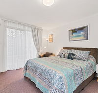 Abby's Poolside Retreat 1 - Accommodation Redcliffe