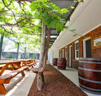 Abermain Hotel - Accommodation Redcliffe