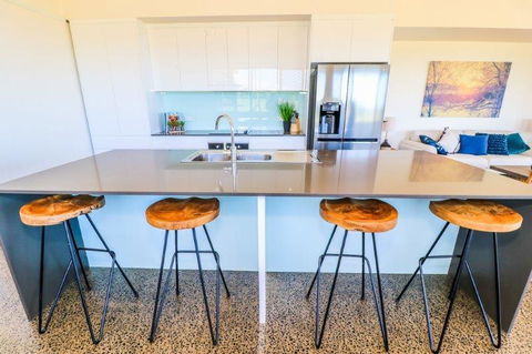 Absolute Beachfront & Secluded New Home - Accommodation Redcliffe 2