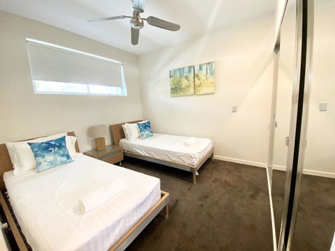 Absolute Beachfront - Cabarita Beach - Ocean Views - 3 Bed Apartment - Accommodation Redcliffe 2