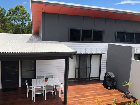 Acacia Villa - Accommodation Redcliffe 1