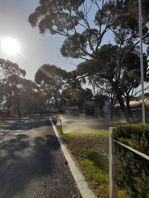 Acclaim Gateway Tourist Park - Accommodation Redcliffe 0