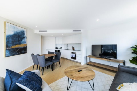 Accommodate Canberra - Northshore - Accommodation Redcliffe 2