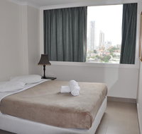 Accommodation Sydney City Centre - Hyde Park Plaza 3 bedroom 1 bathroom Apartment - Accommodation Redcliffe