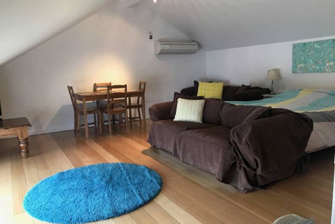Adelaide Close CBD Large Private Studio Apartment In St Peters - Accommodation Redcliffe 1