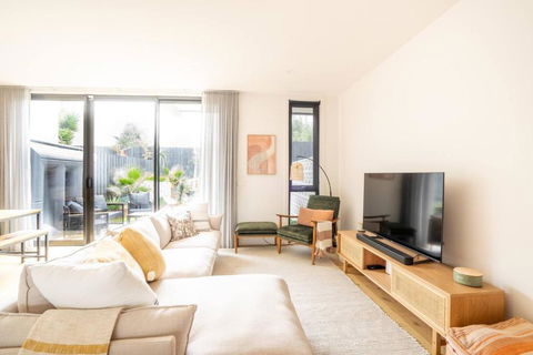 Discover An Idyllic Boho Style Retreat In Geelong - Accommodation Redcliffe 1