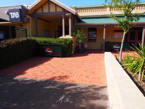 Dongara Hotel Motel - Accommodation Redcliffe 0