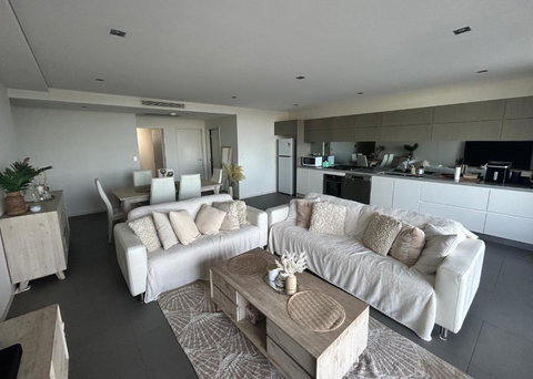 Drummoyne Apartment - Accommodation Redcliffe 2