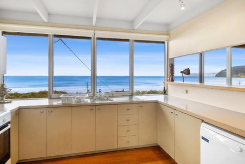 Eastern Magic - Accommodation Redcliffe 3