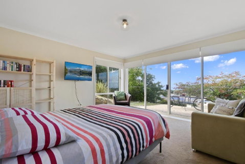 Eastern Views Beach House - Accommodation Redcliffe 0