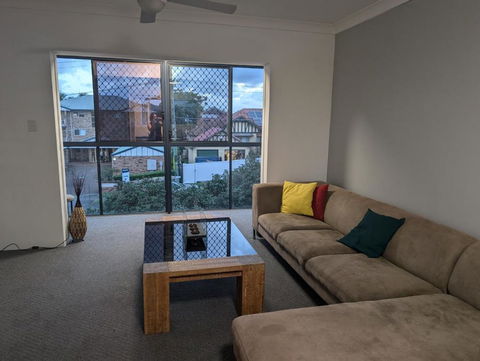 Easy Escape - Accommodation Redcliffe 2