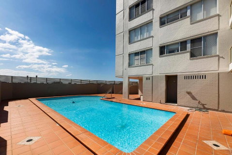 Ebbtide 3 - Accommodation Redcliffe 4