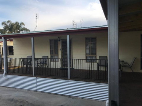 Echuca Holiday Units - Accommodation Redcliffe 3