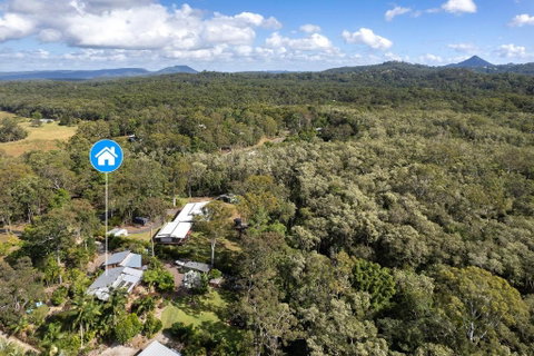 Eclectic Oasis In Doonan, Sunshine Coast - Accommodation Redcliffe 4