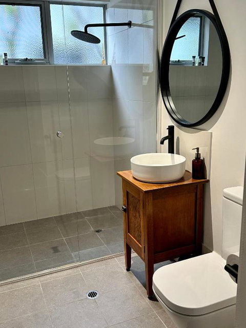 EcoLuxe - Accommodation Redcliffe 1