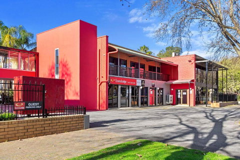 Econo Lodge East Adelaide - Accommodation Redcliffe 0