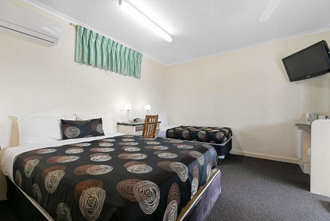 Econo Lodge Park Lane - Accommodation Redcliffe 2