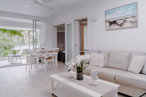 DRIFT PALM COVE- Private 2 Bed -Apartment 2204 - Accommodation Redcliffe 2