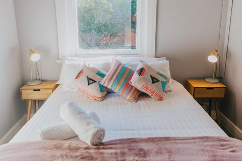 Duke Of Wellington Hotel - Accommodation Redcliffe 0