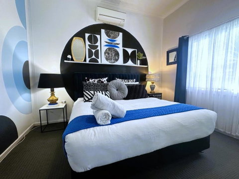 Eleda House - Accommodation Redcliffe 1