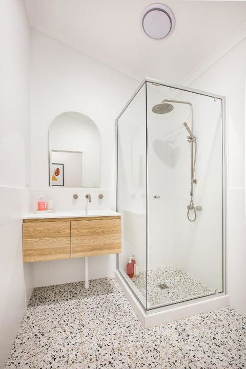 EM Apartments - Accommodation Redcliffe 2