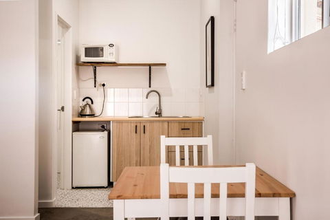 EM Apartments - Accommodation Redcliffe 4