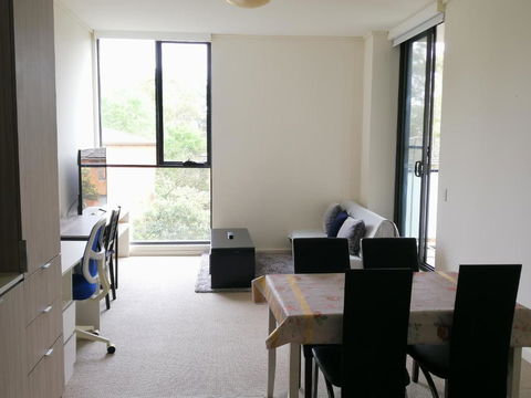 Entire 1 Bedroom Security Apartment - Accommodation Redcliffe 4