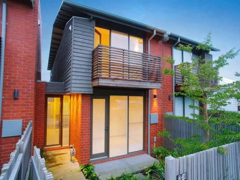 Escape@villamanta Long+short Stays Geelong CBD - Accommodation Redcliffe 4