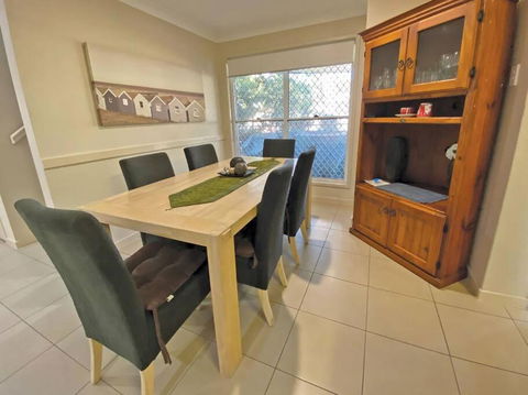 FLIP FLOP INN - Accommodation Redcliffe 4