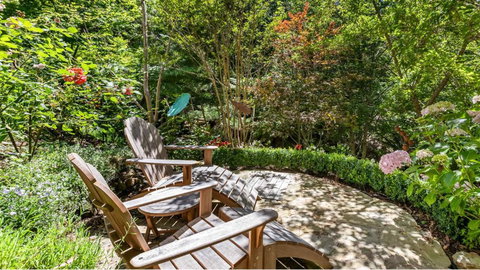 FROGWELL HOLLOW Immerse Into An Idyllic Fairytale - Accommodation Redcliffe 2