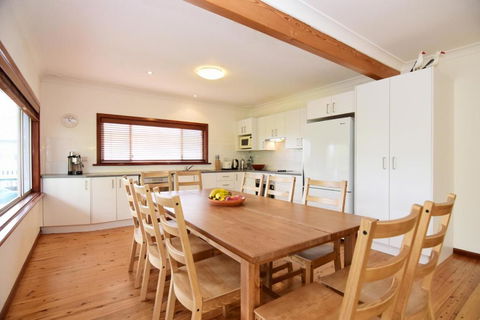 GERR14C - Salty Dog - Accommodation Redcliffe 2