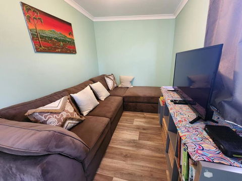 Goreng Boodja Maya-Maya - Accommodation Redcliffe 3