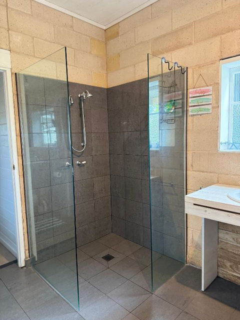 GORGE Chocolates Farmhouse - Accommodation Redcliffe 3