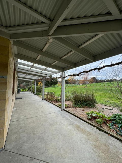 GORGE Chocolates Farmhouse - Accommodation Redcliffe 2