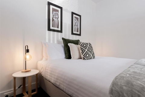 Gorgeous On Gleadow: The Twin - Accommodation Redcliffe 1