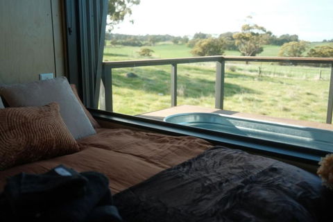 Grace The Tiny Cabin In Avon Valley - Accommodation Redcliffe 3