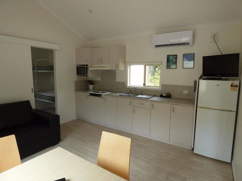 Grassy Head Holiday Park - Accommodation Redcliffe 2