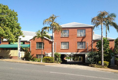 Greenslopes Motor Inn - Accommodation Redcliffe 0