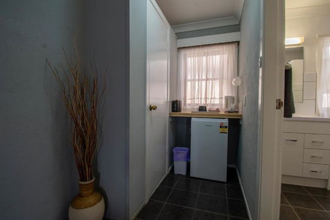 Gundagai Motel - Accommodation Redcliffe 2