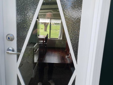 Handsome Hills Dairy Retreat - Accommodation Redcliffe 2